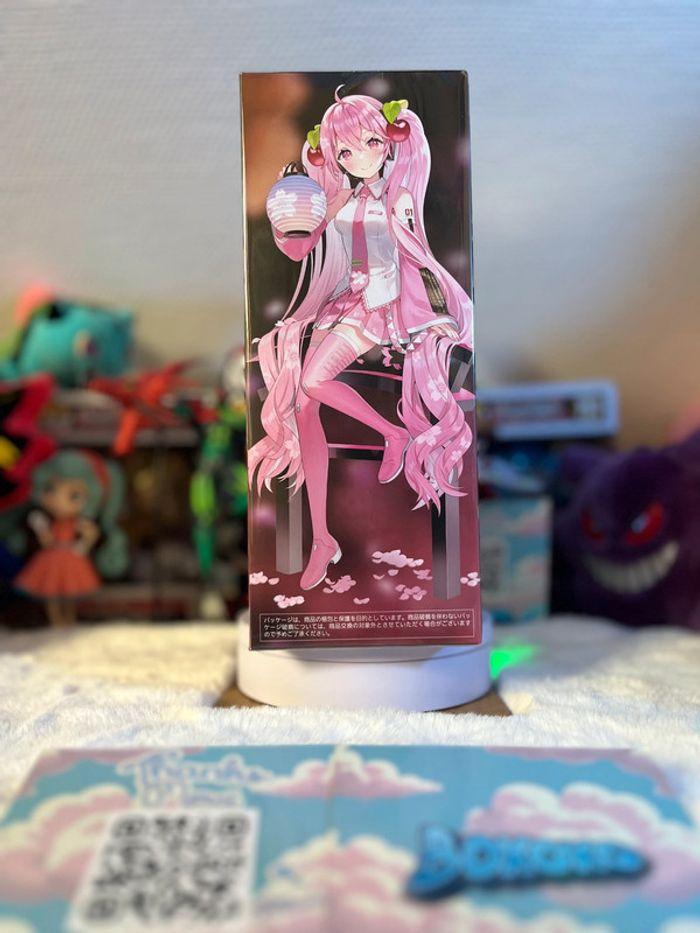 Figurine Hatsune Miku Sakura Miku Artist MasterPiece+ Lantern - photo numéro 4