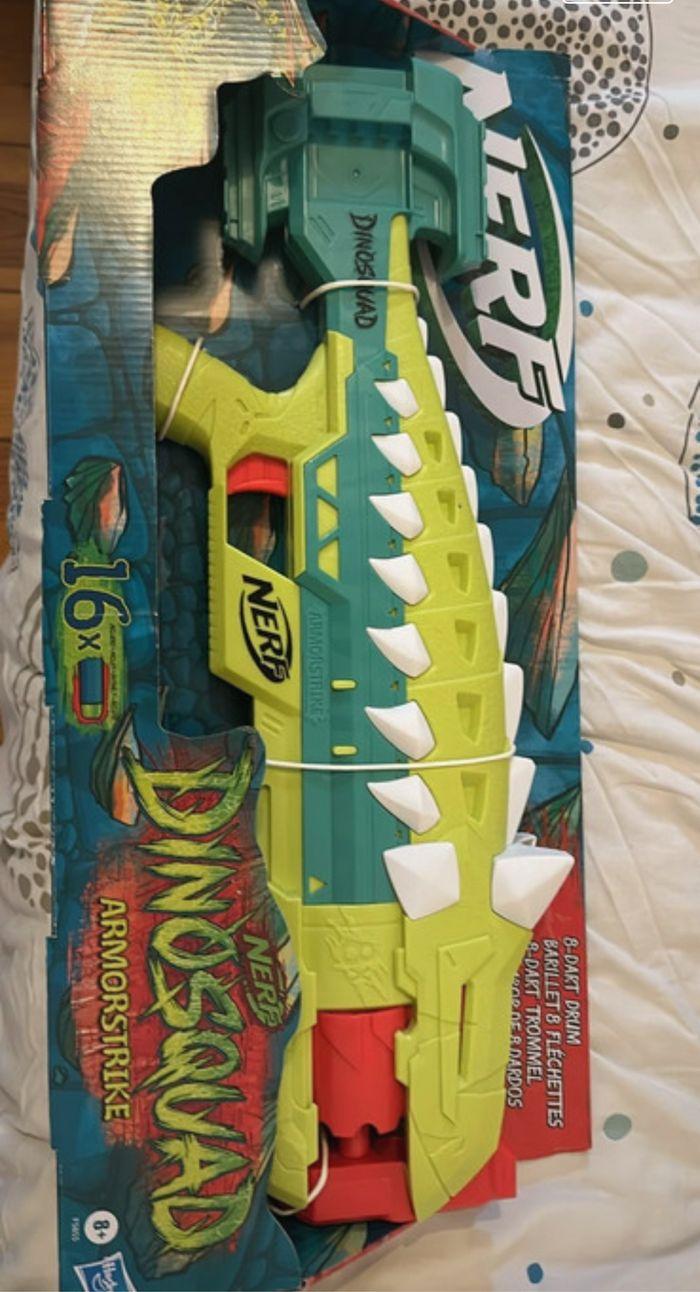 Nerf dino