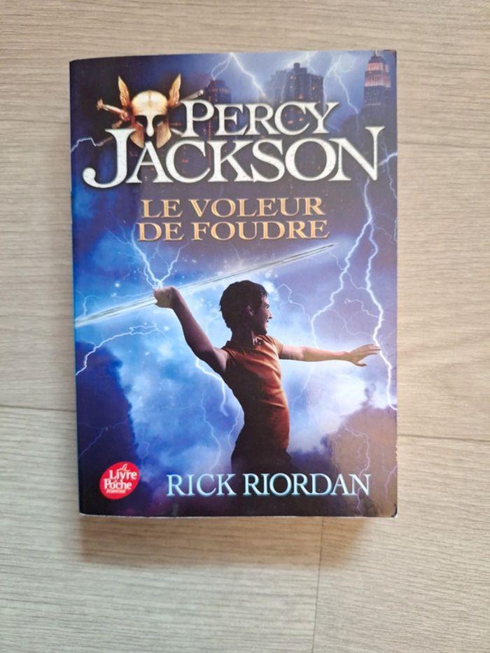 Percy Jackson Le voleur de foudre Rick Riordan - photo numéro 1