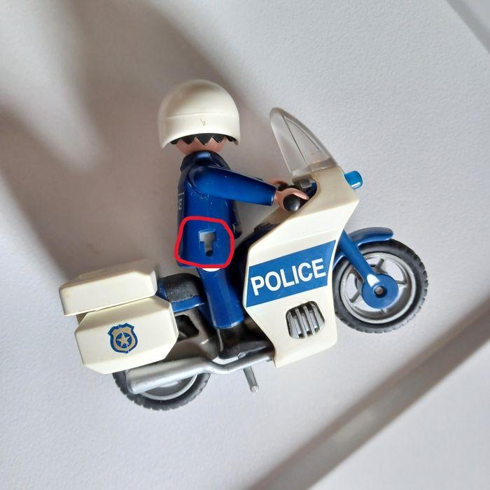 Lot playmobil 71092 policier et quad +autres policiers et moto - photo numéro 7