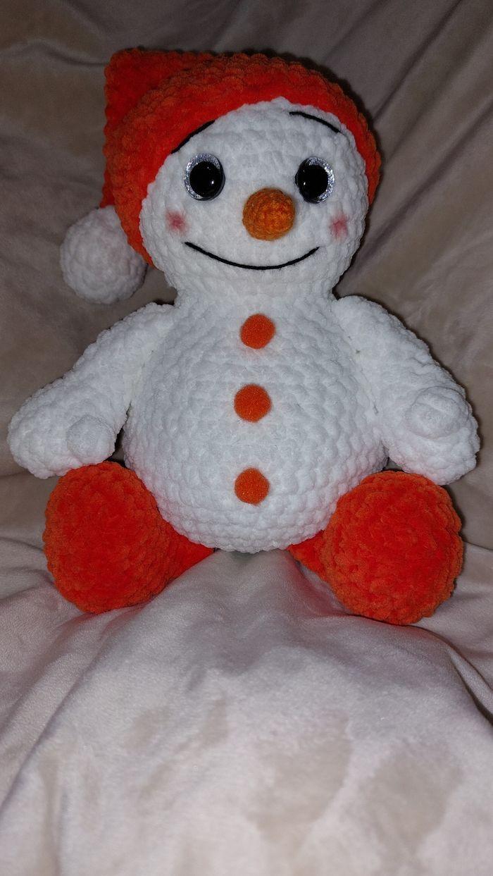 Bonhomme de neige orange - photo numéro 1