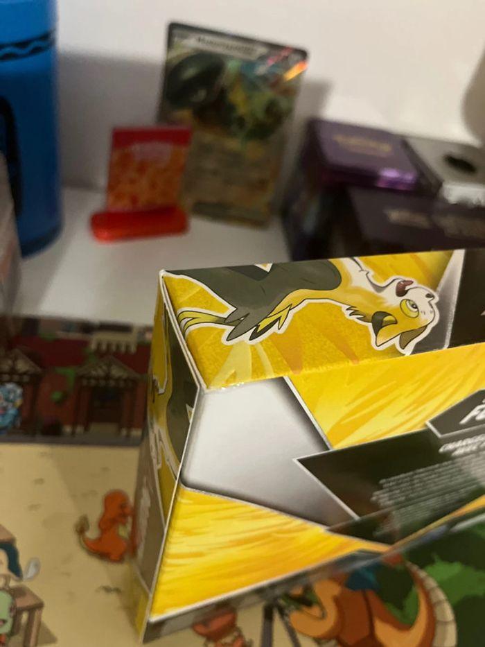 Coffret Pokémon scellée - photo numéro 3