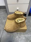 UGG  snow boots EU 39