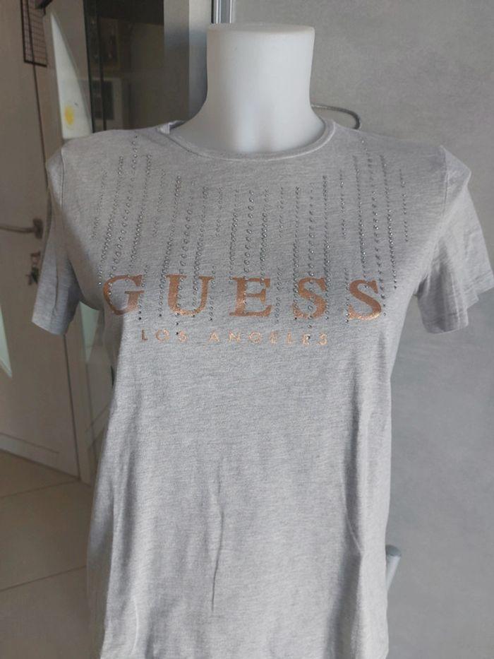 Tee-shirt gris guess - photo numéro 2