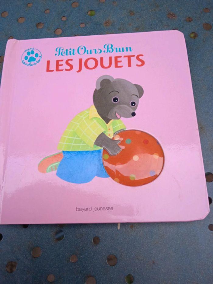 Petit ours brun, livres tactiles - photo numéro 3