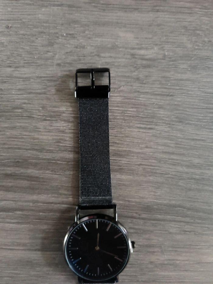 Montre à quartz Shein - photo numéro 4