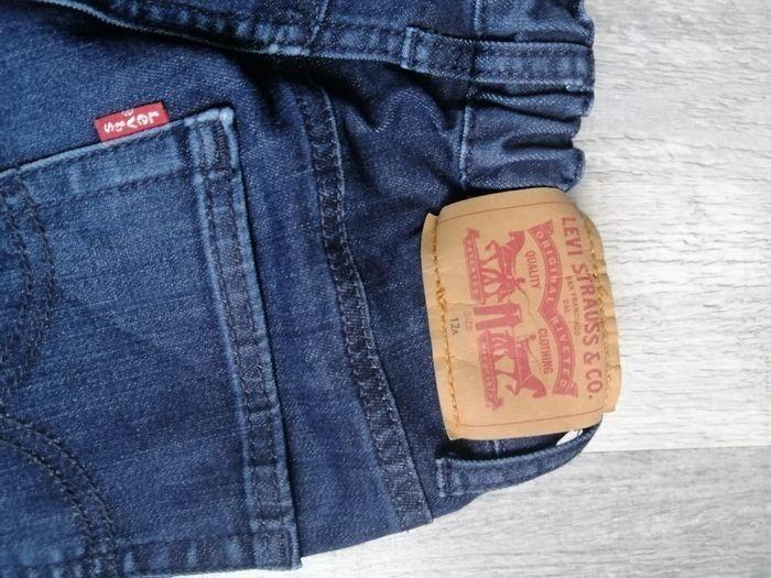 Jeans levis foncé - photo numéro 2