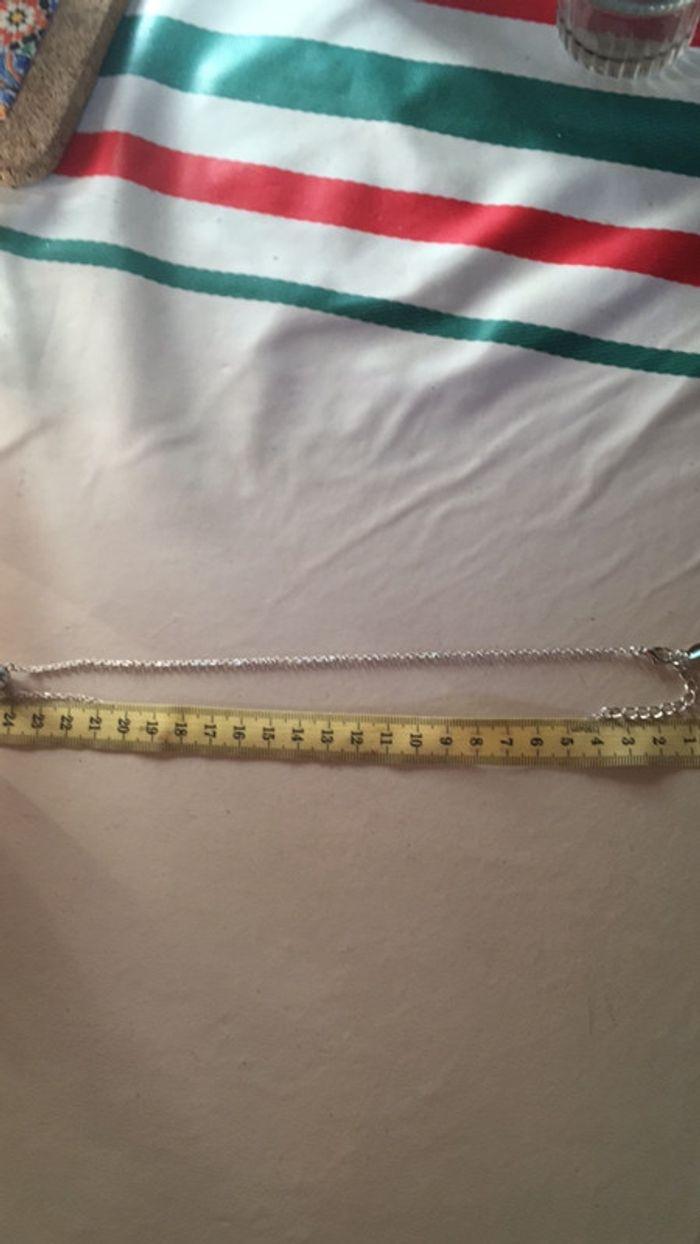 Collier très bon état 23 cm de longueur - photo numéro 1