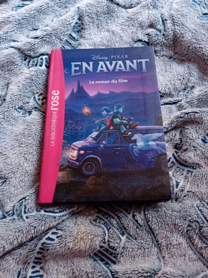 Livre en avant disney - photo numéro 1