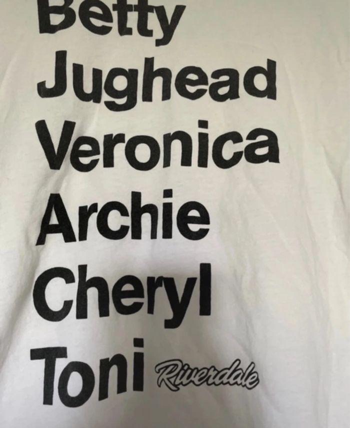 T-shirt Riverdale - photo numéro 2