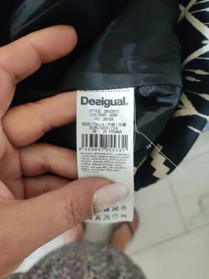 Robe Desigual taille 38 - photo numéro 6