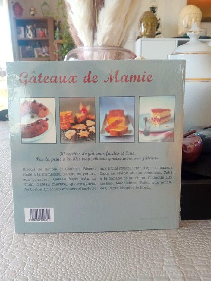 Livre de recettes Gâteaux de mamie - photo numéro 2