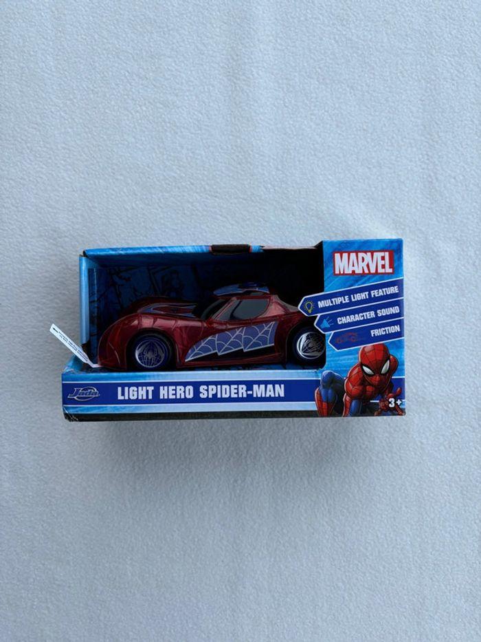 Voiture Électronique Marvel Spider-Man - photo numéro 1