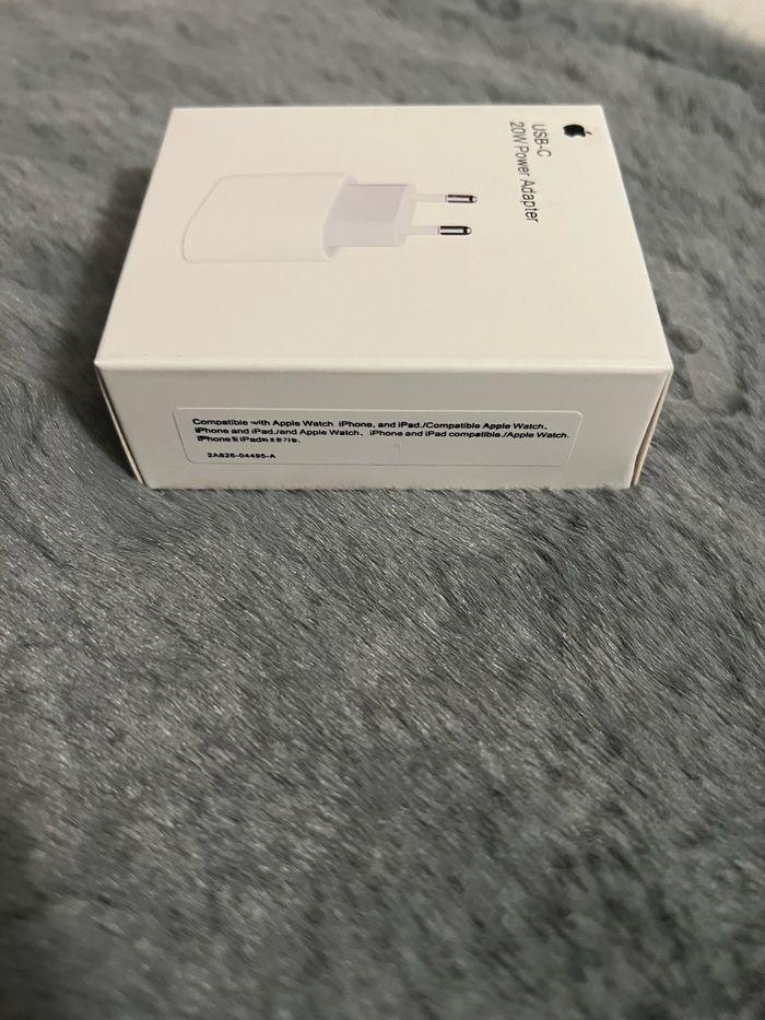 Adaptateur Secteur Apple USB-C 20W - Neuf en boîte - photo numéro 4