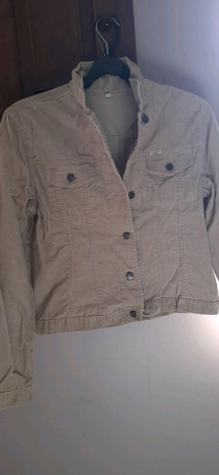 Veste ober en tres bon état beige taille L - photo numéro 1