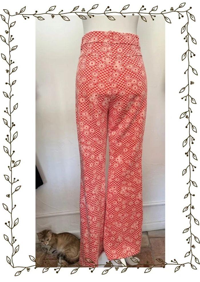 Pantalon évasé Zara motif fleurs rouge et blanc - photo numéro 4