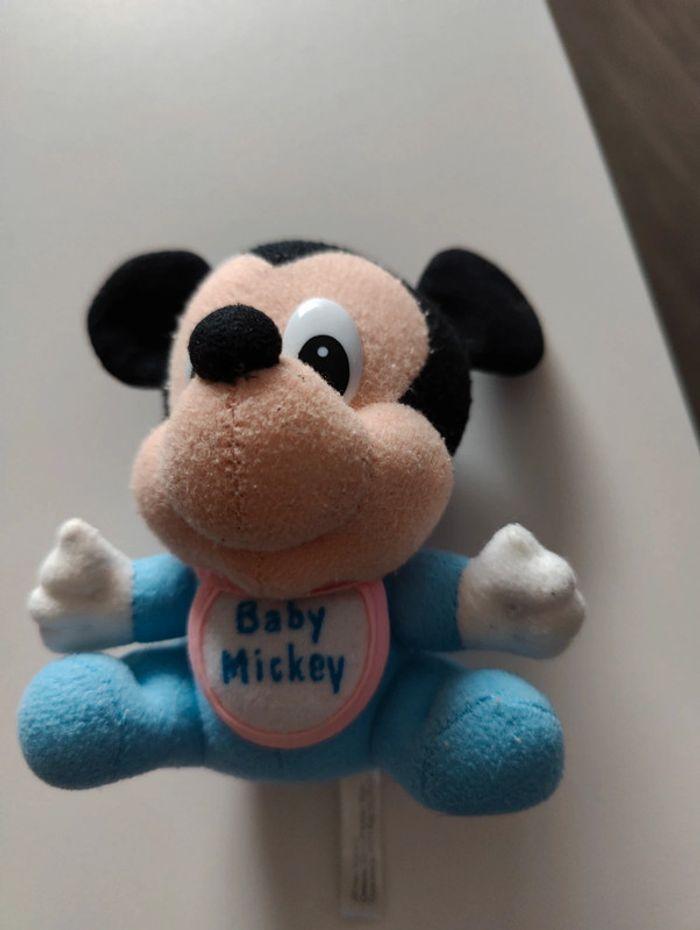 Peluche hochet Baby Mickey - photo numéro 1