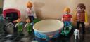 Playmobil famille nombreuse et piscine et accessoires