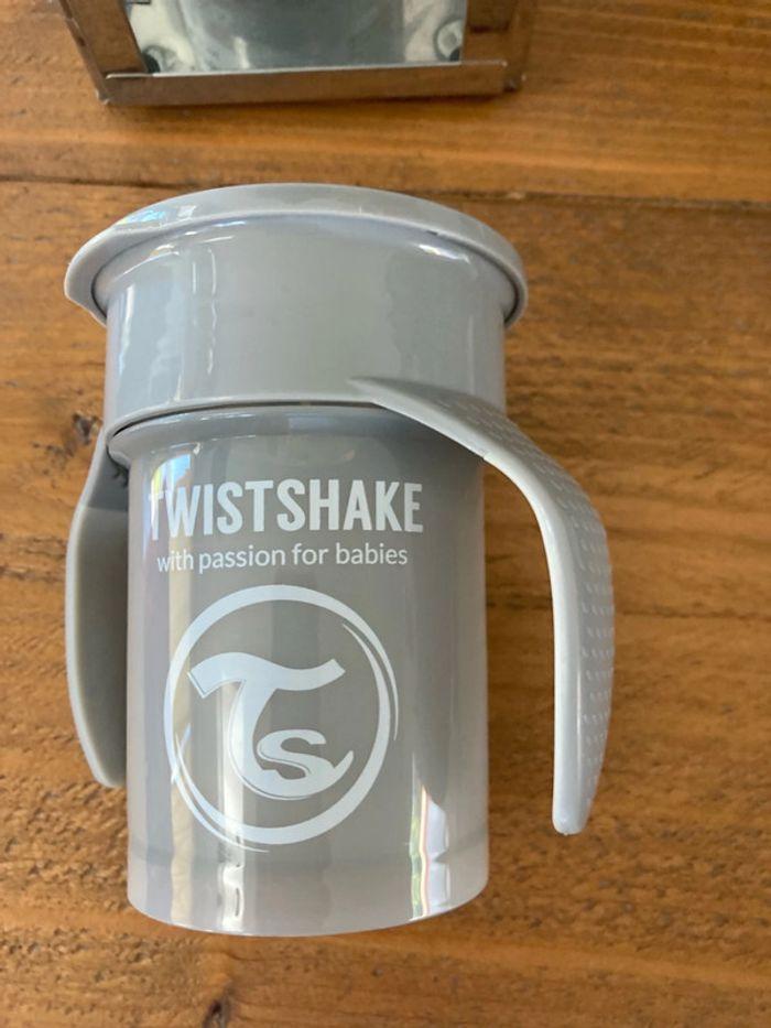 Tasse anti fuite twistshake - photo numéro 2