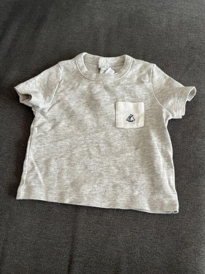 Tee shirt Petit bateau 6 mois - photo numéro 1