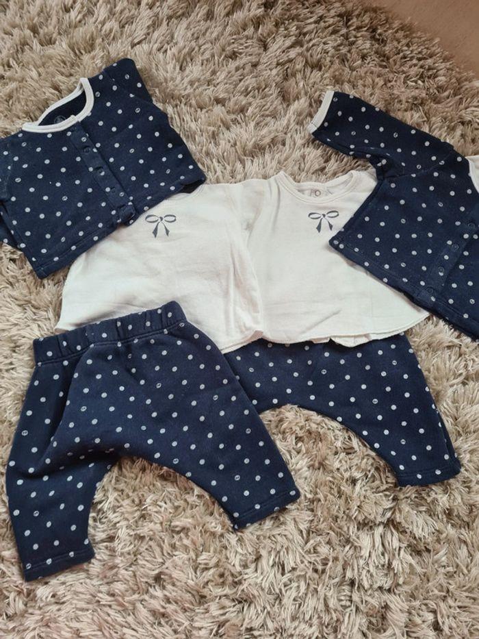 lot de 2 ensembles petit bateau 1 mois - photo numéro 1