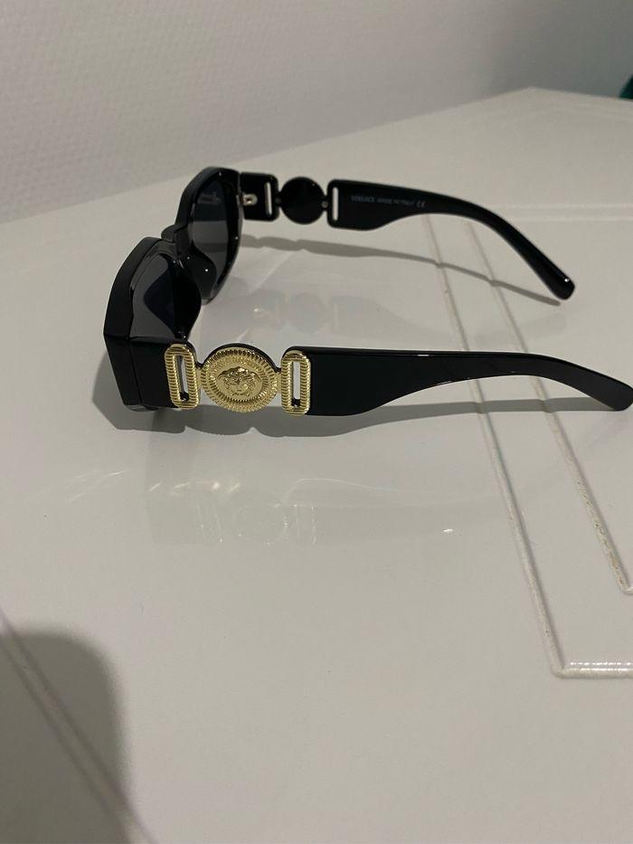 Lunette de soleil Versace - photo numéro 3