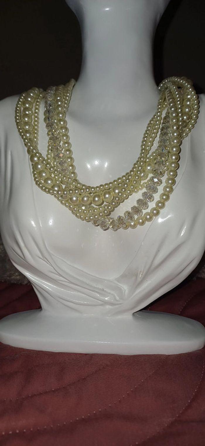 Collier en perles blanches multi rangs - photo numéro 2