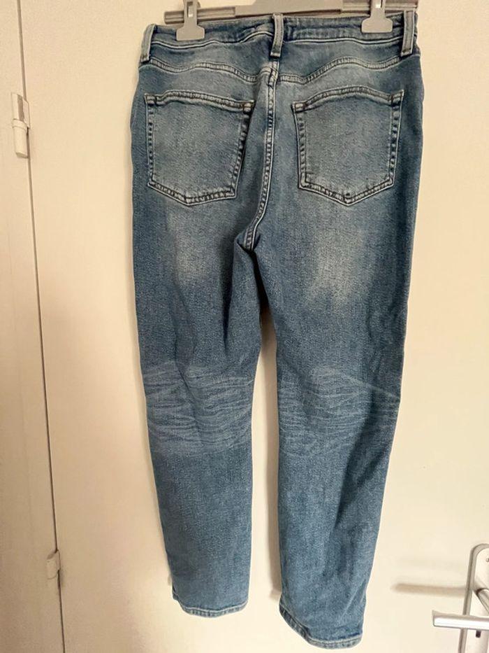 Jean bleu Forever 21 taille 44 - photo numéro 2