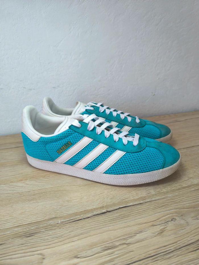 Baskets adidas gazelle vintage bleu turquoise pointure 42 bon état sans boîte d'origine - photo numéro 3