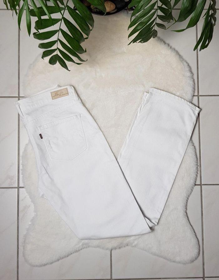 Jean Levi's Demi Curve Classic Rise Straight 30M Blanc - photo numéro 1