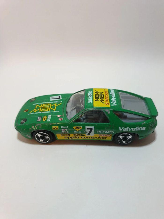 Burago Porsche 928 S4, Verte, 1/43, Made in Italy - photo numéro 10