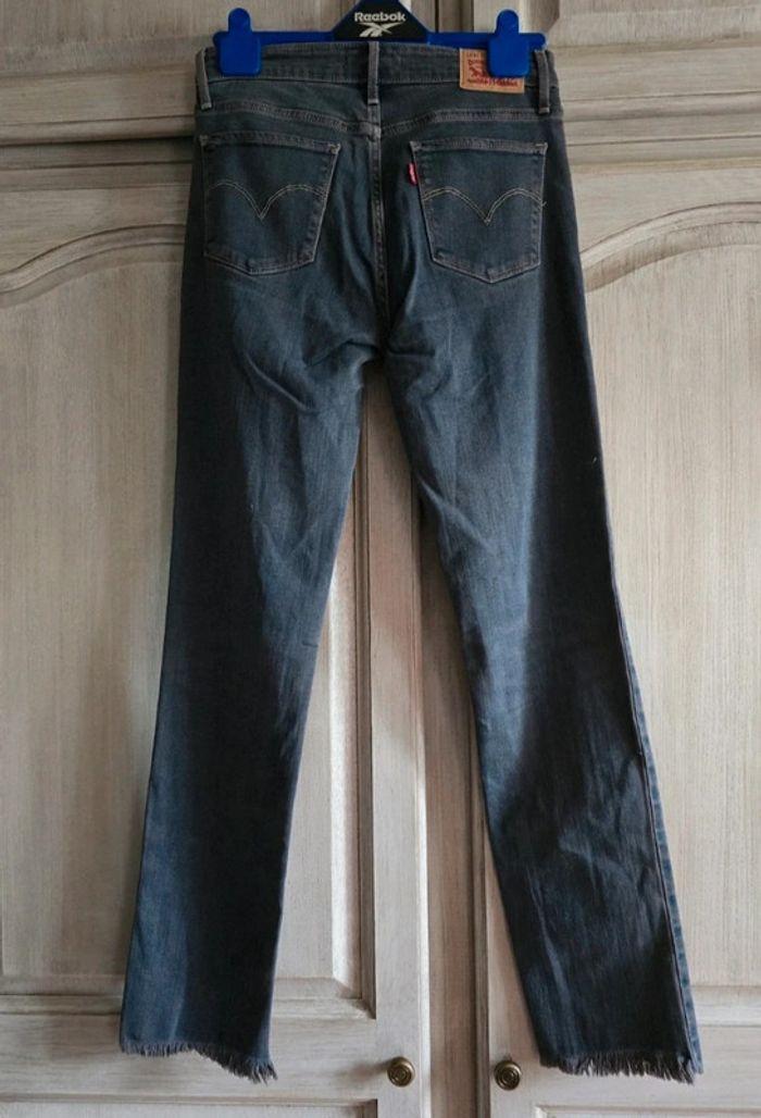 Jean levi's 712 slim taille 27 - photo numéro 4