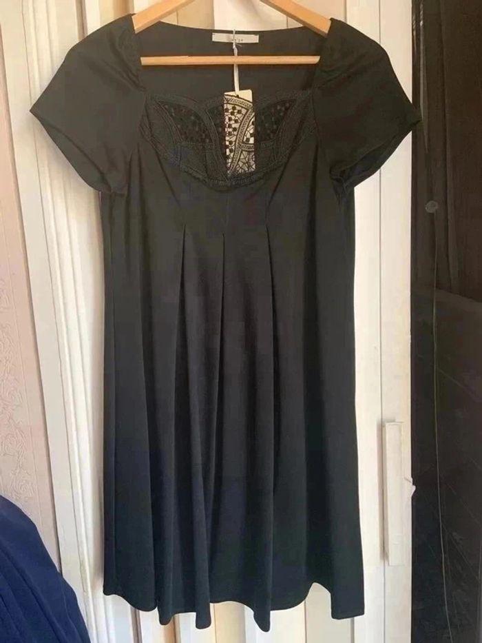 Robe noire An’ge taille 2 Neuve - photo numéro 1