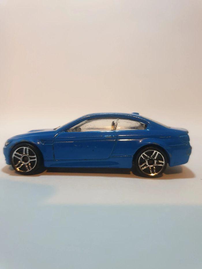 Hot Wheels 2013 BMW M3 E90 Bleu City Street Power - 1/64 - photo numéro 11