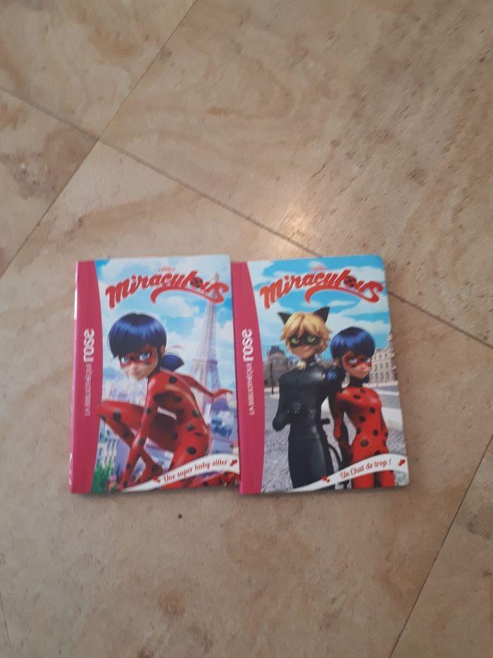 Lot de 2 livres miraculous