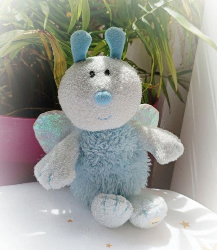 Luminou doudou peluche plush lumineux Glow phosphorescent ailes bleu blue abeille papillon Butterfly - photo numéro 1