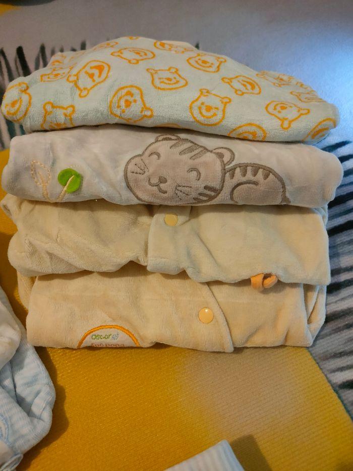 Lot de 10 pyjamas bébé taille 1 mois - photo numéro 3