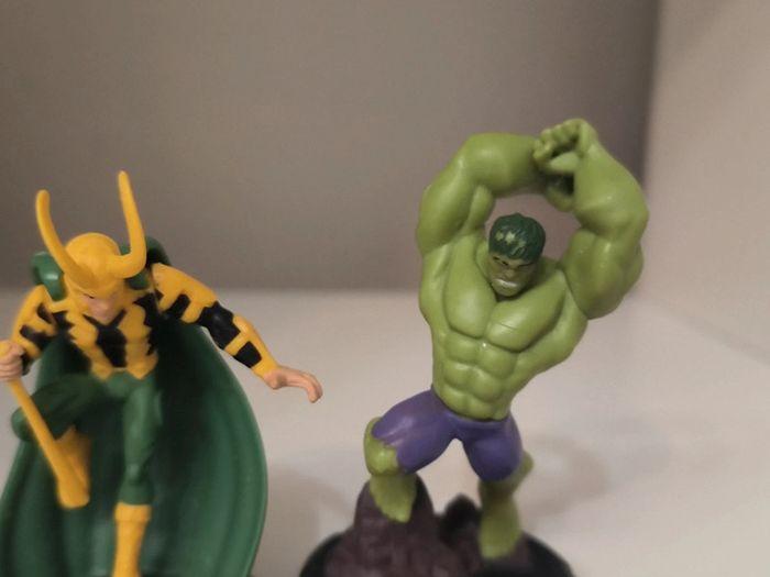 Lot 2 figurines Marvel Hulk et loky - photo numéro 4