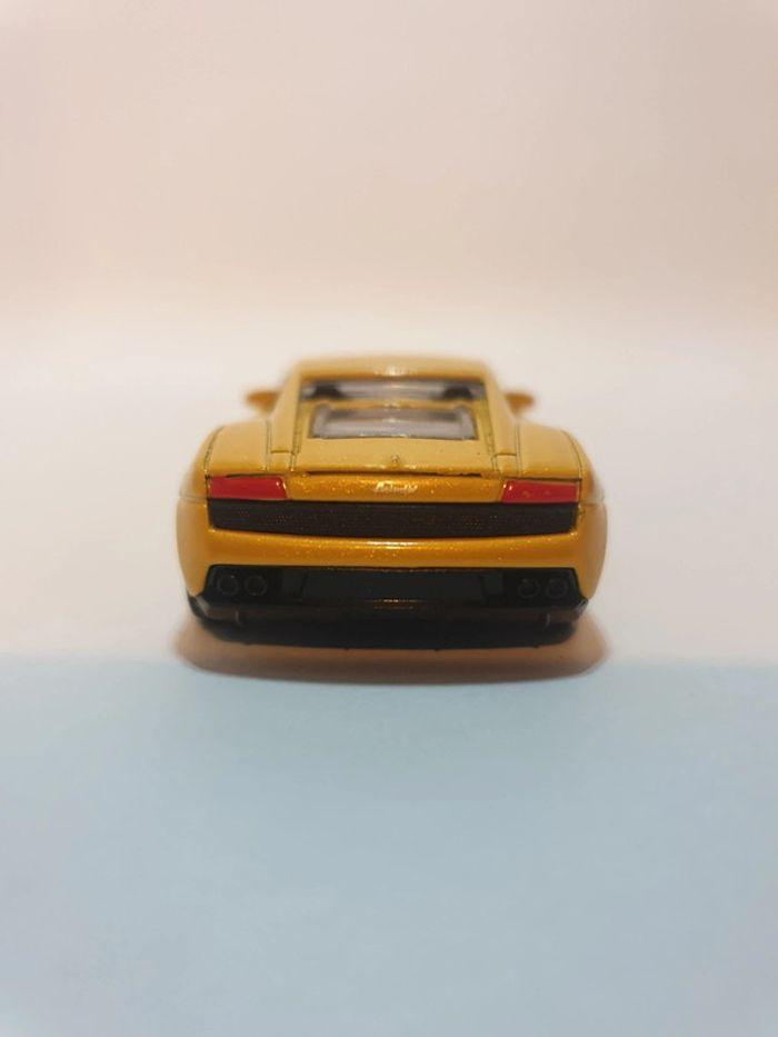 Welly Lamborghini Gallardo Jaune - 1/64 - photo numéro 8