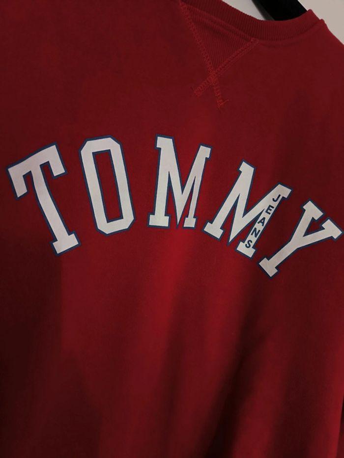 sweat rouge Tommy Jeans - photo numéro 2