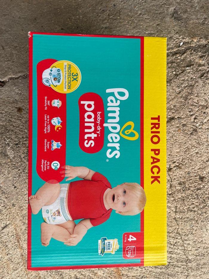 126 couches Pampers baby dry pants taille 4 - photo numéro 2