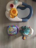 Jouets et assise de bain