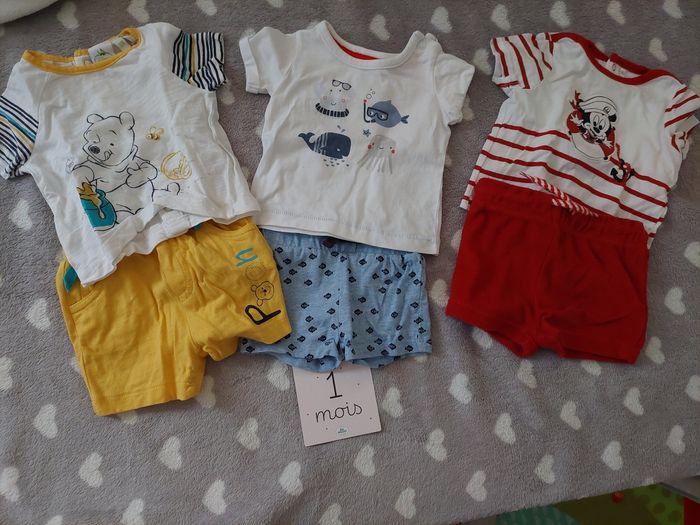 Lot vêtements 1 mois