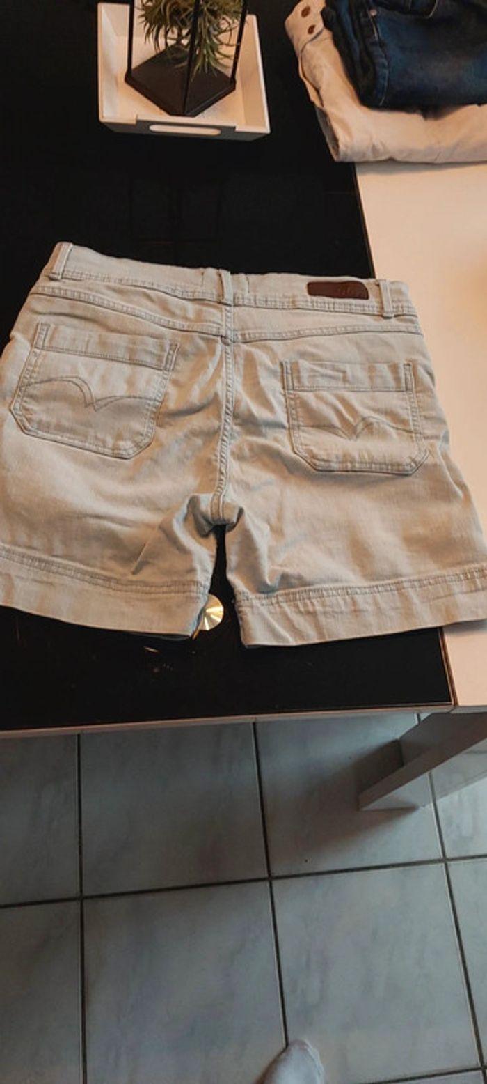 Short Lee Cooper taille 40 - photo numéro 2