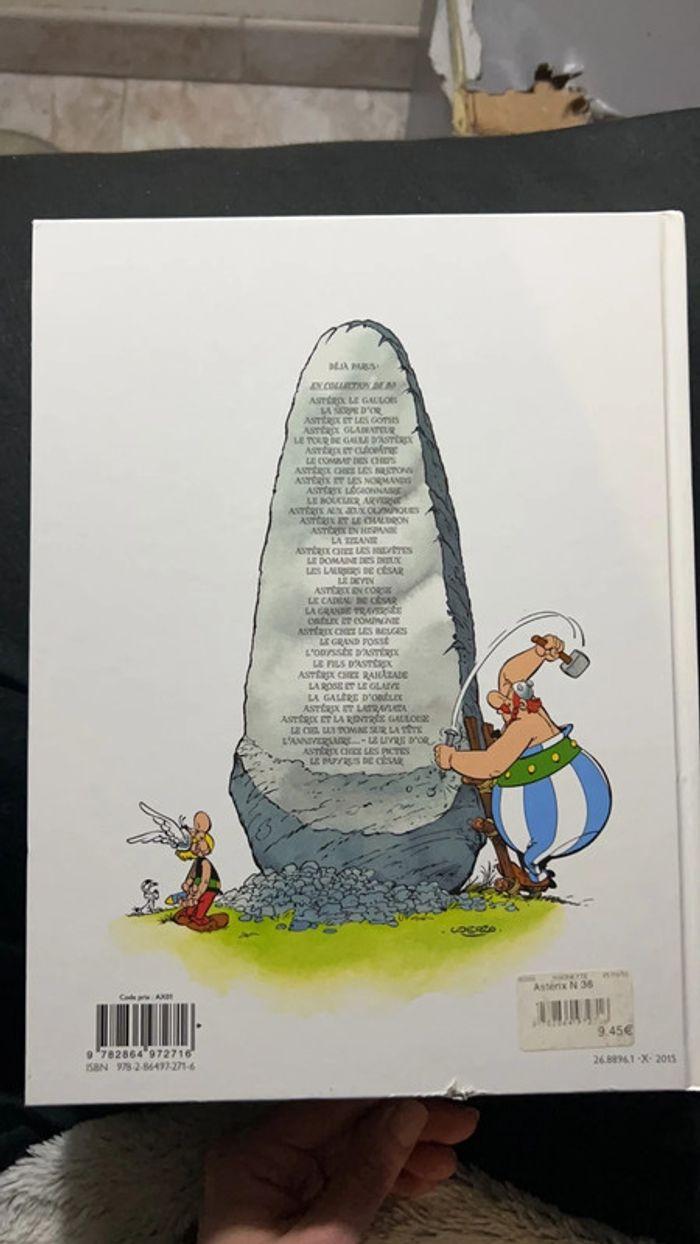 BD Astérix - photo numéro 2