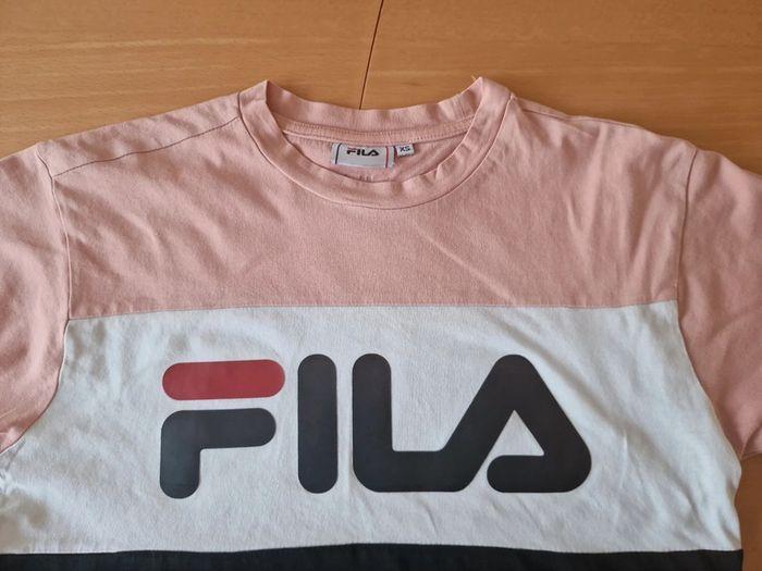 T-shirt Fila XS en TBE - photo numéro 2