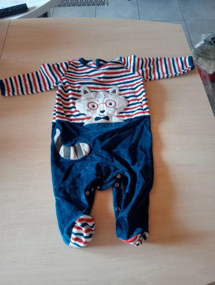 Pyjama taille 6 mois