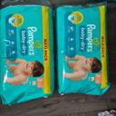 2 Maxi couche pampers taille 03