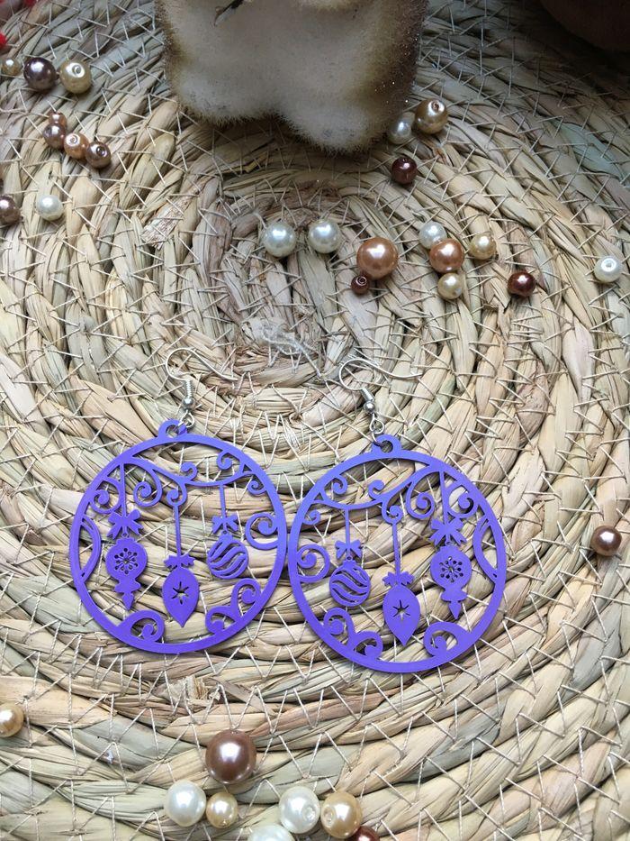 Boucle d’oreille noel violet - photo numéro 2