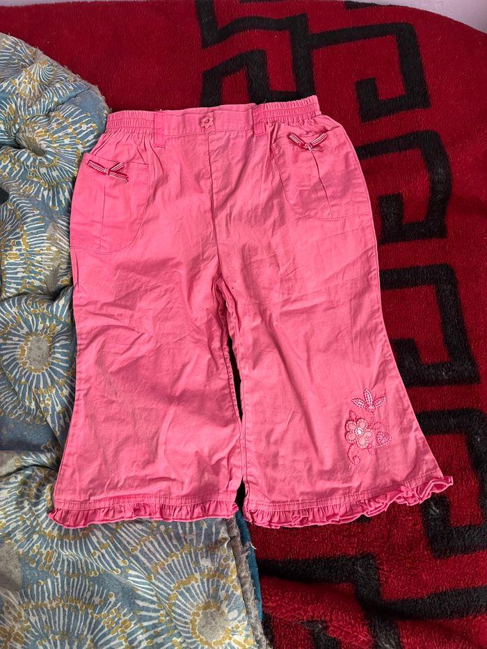 Je vend un pantalon bébé fille 18 mois